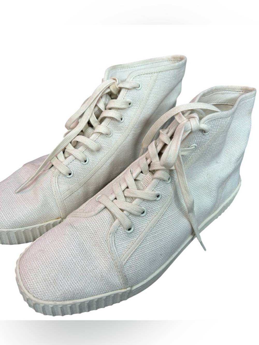 Vince Wolfe Off-White Canvas High Top Sneakers - Size 6